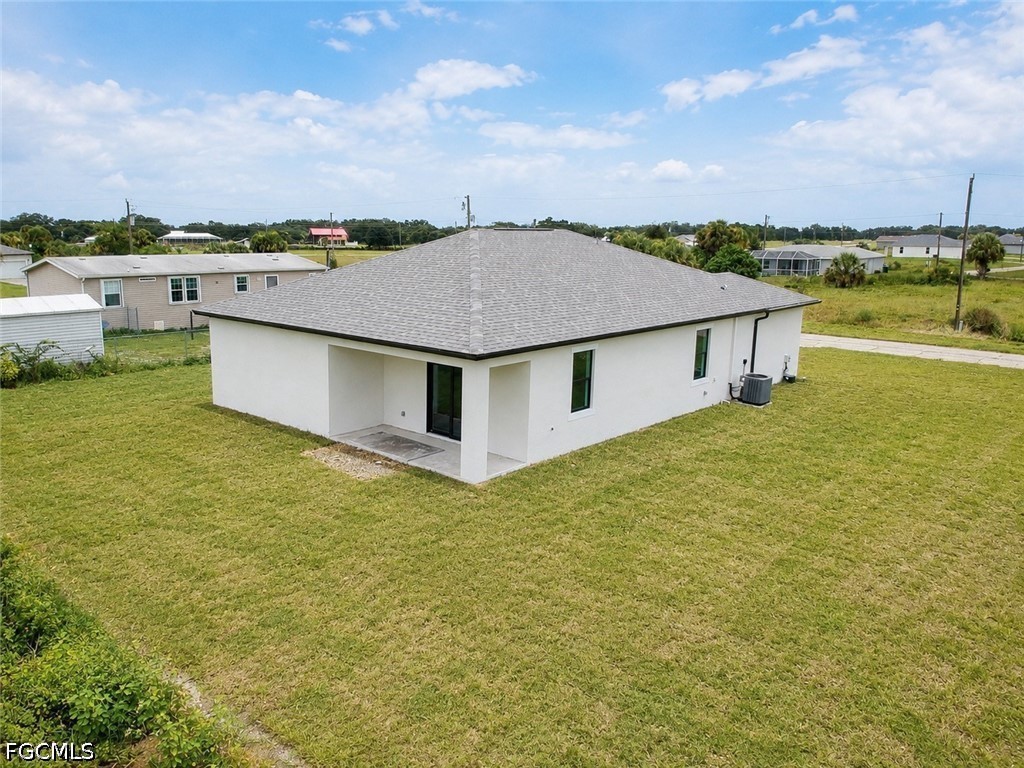 4 Bed SingleFamilyResidence for Sale in Port Labelle, FL — photo 4