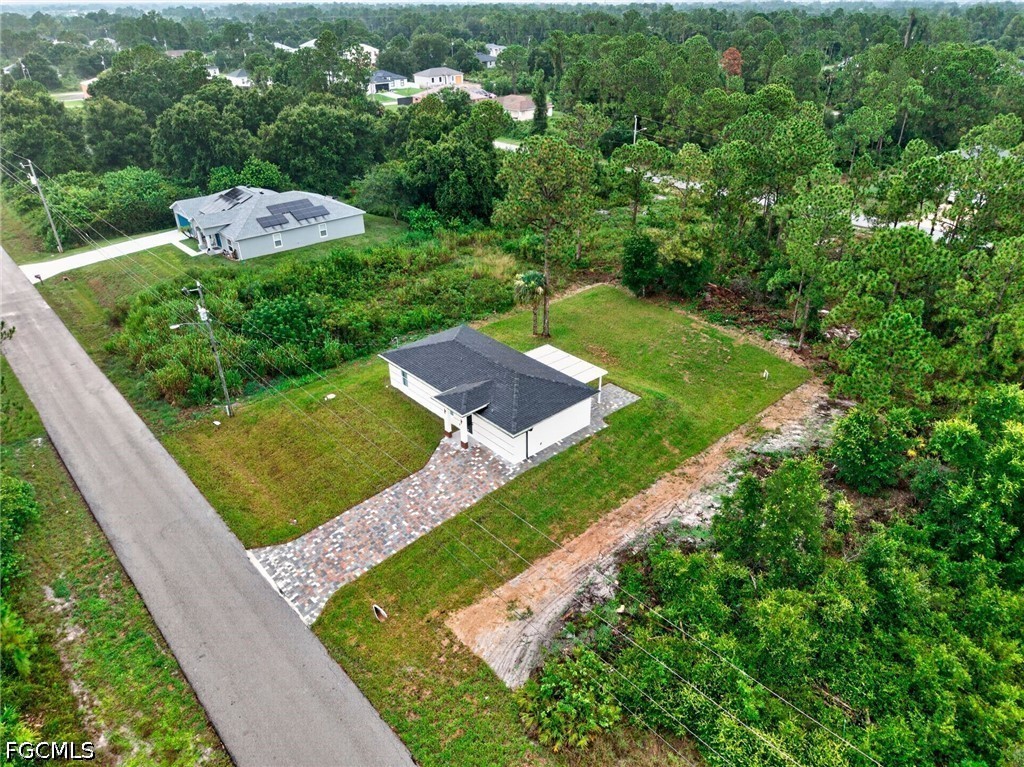 3 Bed SingleFamilyResidence for Sale in Lehigh Acres, FL — photo 4