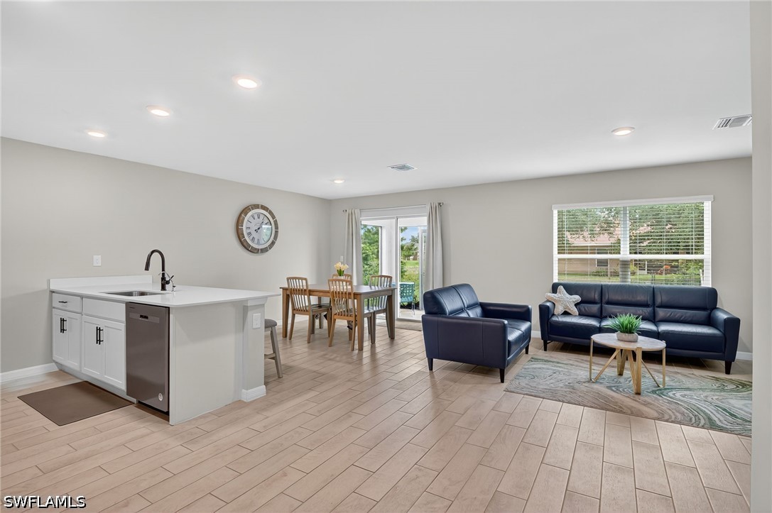 4 Bed SingleFamilyResidence for Sale in Lehigh Acres, FL — photo 4