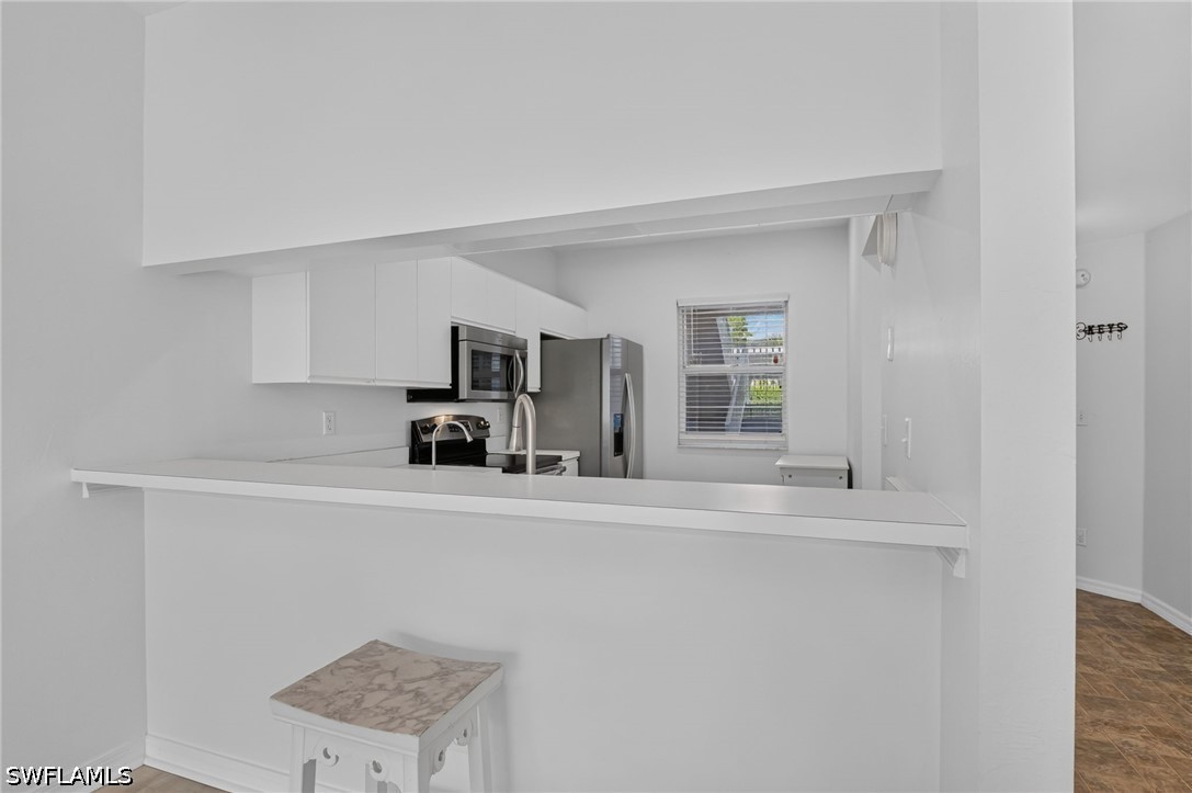 3 Bed Condominium for Sale in Naples, FL, $265,000 — photo 4