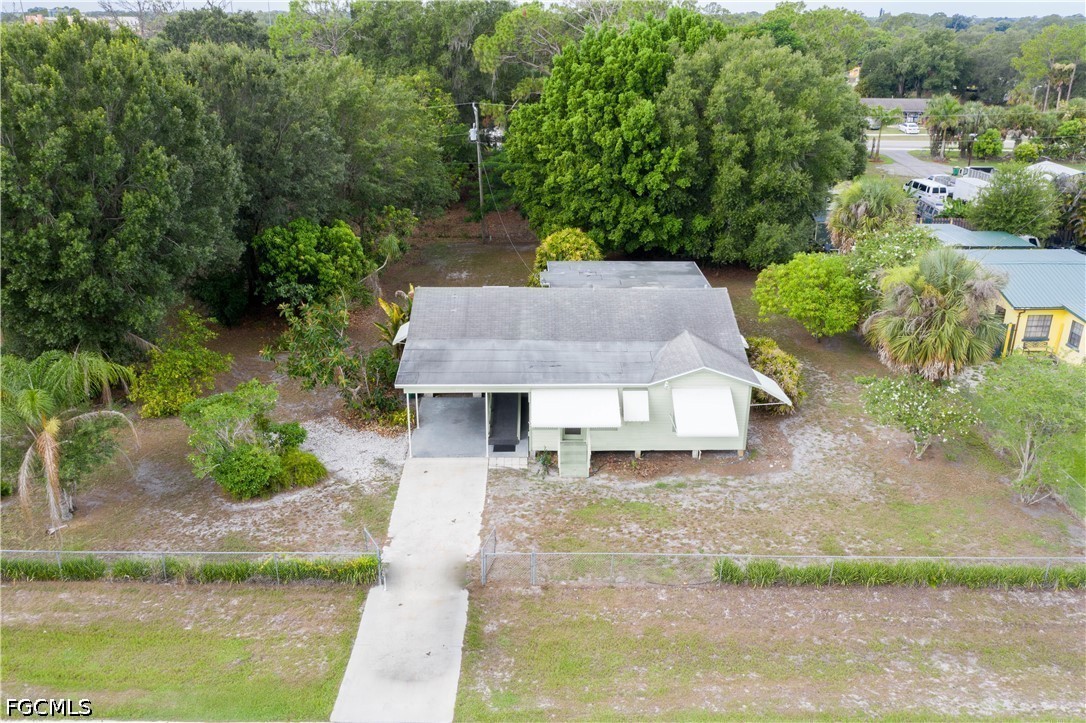 3 Bed SingleFamilyResidence for Sale in Immokalee, FL — photo 4