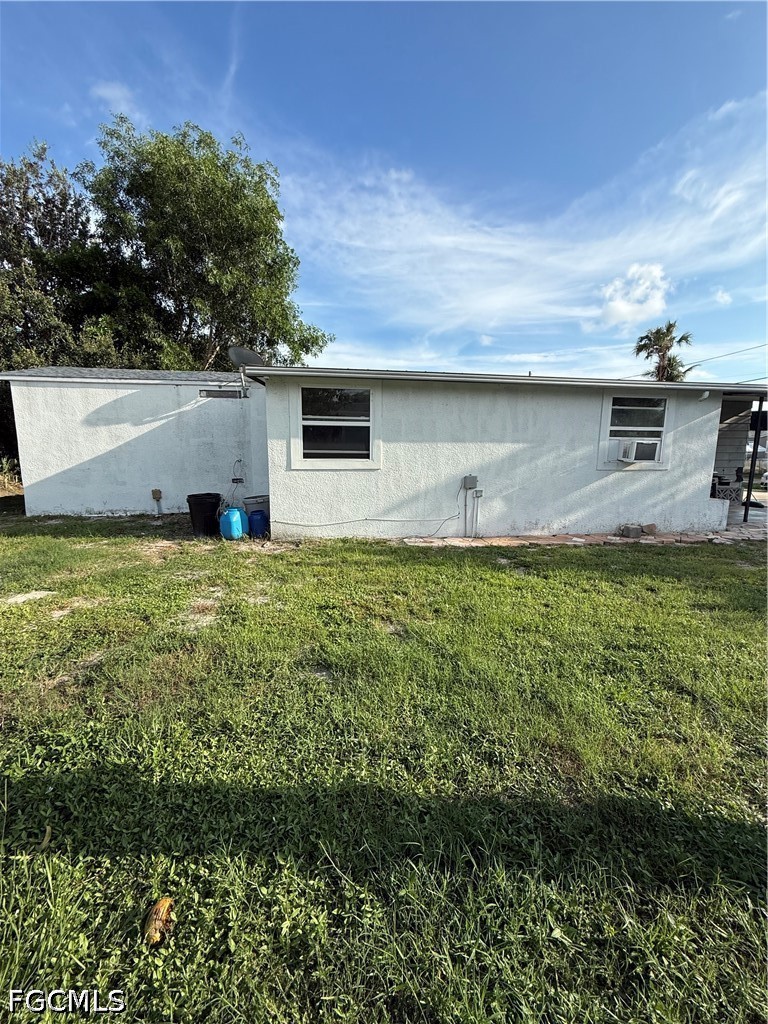 2 Bed Waterfront Home for Sale in Leitner Creek Manor, FL — photo 4
