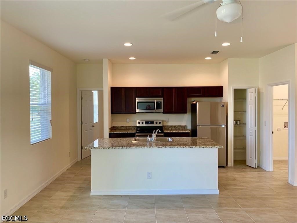 3 Bed SingleFamilyResidence for Sale in Cape Coral, FL — photo 4