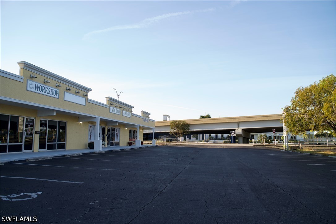 Office for Sale in Fort Myers, FL, $4,970,000 — photo 4