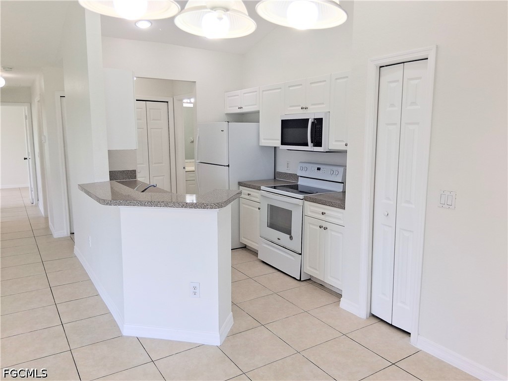 6 Bed Duplex for Sale in Lehigh Acres, FL, $424,900 — photo 4