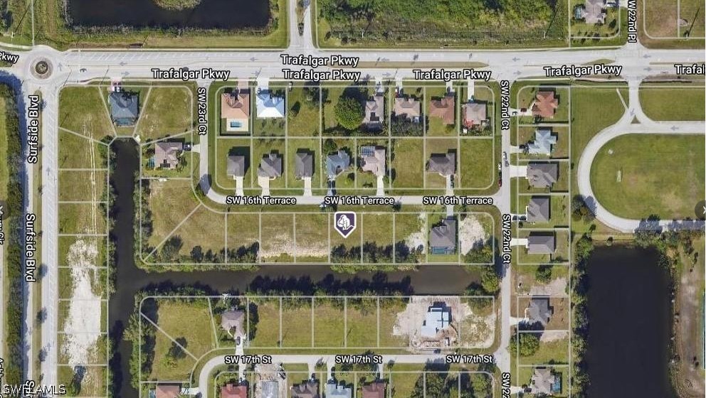 Waterfront Home for Sale in Cape Coral, FL, $89,000 — photo 4