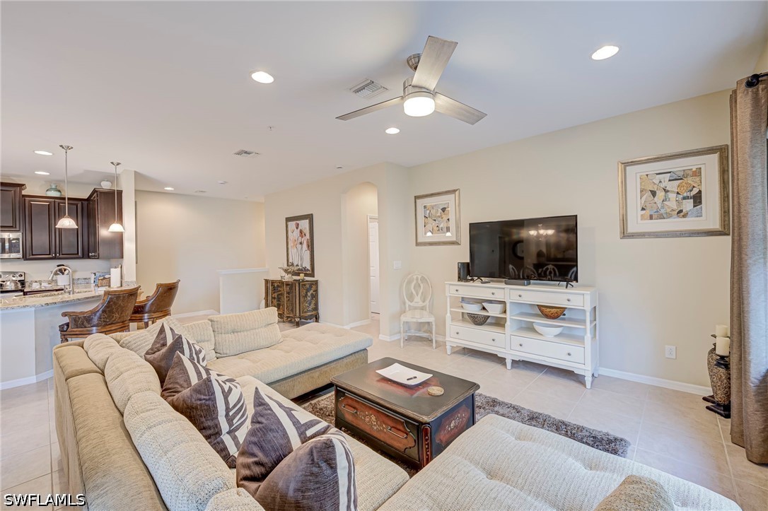 3 Bed Condominium for Sale in Estero, FL, $2,450 — photo 4