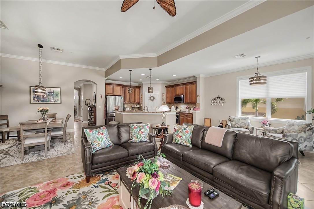 3 Bed Condominium for Sale in Viadana, FL, $585,000 — photo 4