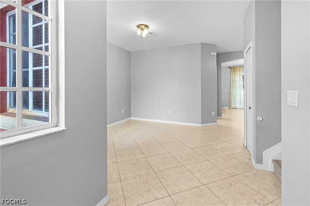 3 Bed Townhouse for Sale in Copper Oaks, FL, $325,000 — photo 4
