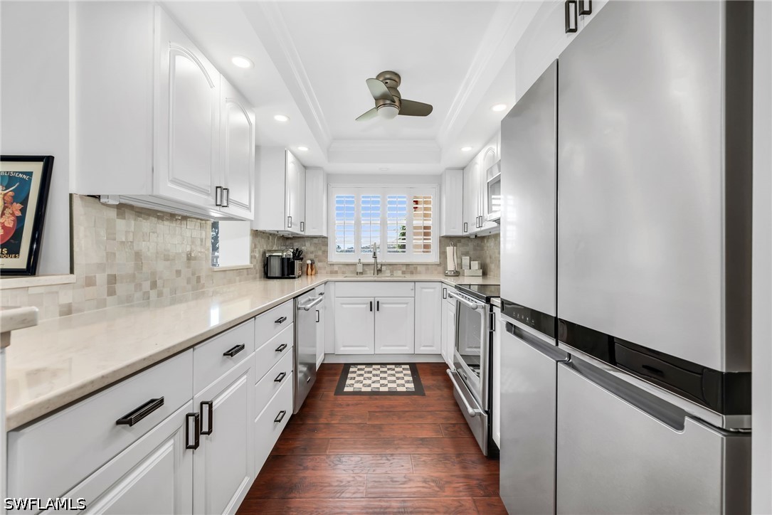 2 Bed Waterfront Home for Sale in Naples, FL, $1,195,000 — photo 4