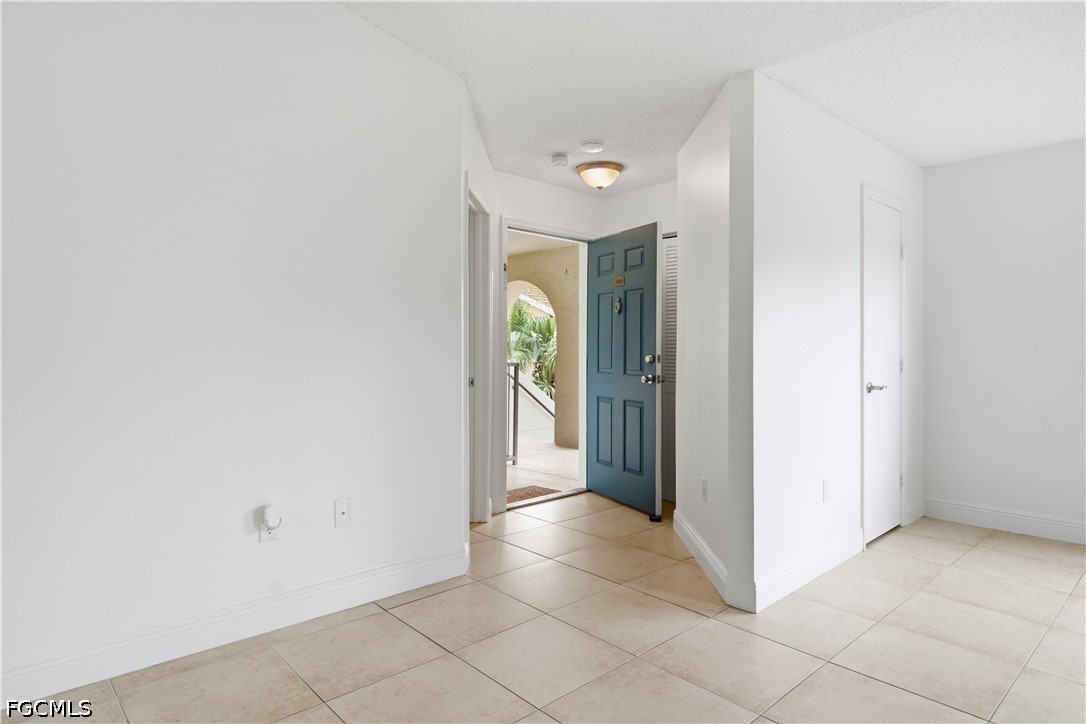 3 Bed Townhouse for Sale in Venetian Palms, FL, $1,650 — photo 4