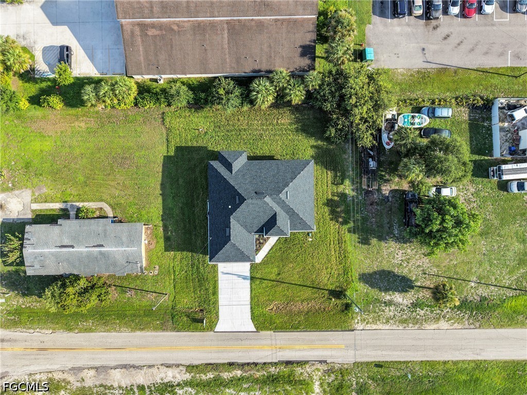 3 Bed SingleFamilyResidence for Sale in Lehigh Acres, FL — photo 4