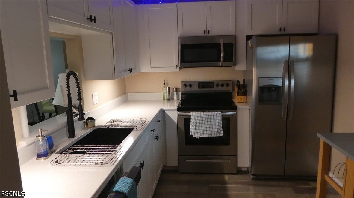 2 Bed Condominium for Sale in Fort Myers, FL, $3,000 — photo 4