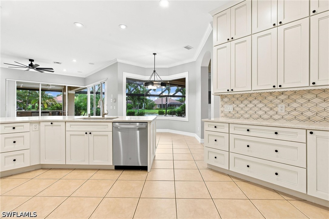 4 Bed Pool Home for Sale in Banyan Woods, FL, $1,425,000 — photo 4