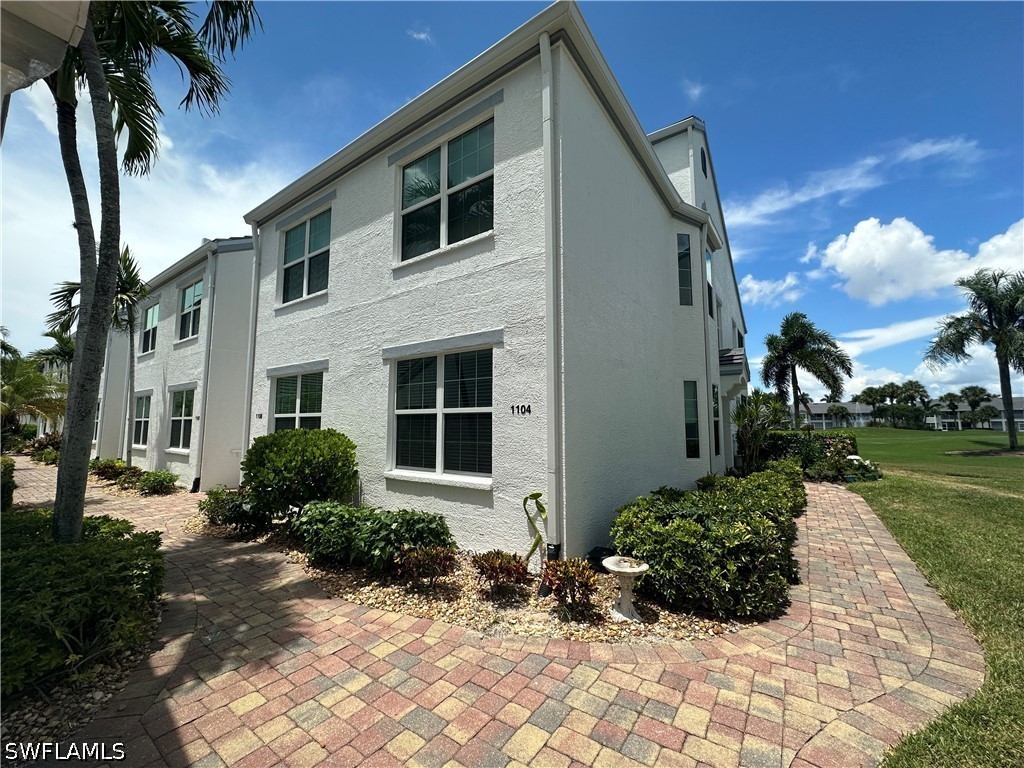 2 Bed Condominium for Sale in Naples, FL, $6,500 — photo 4
