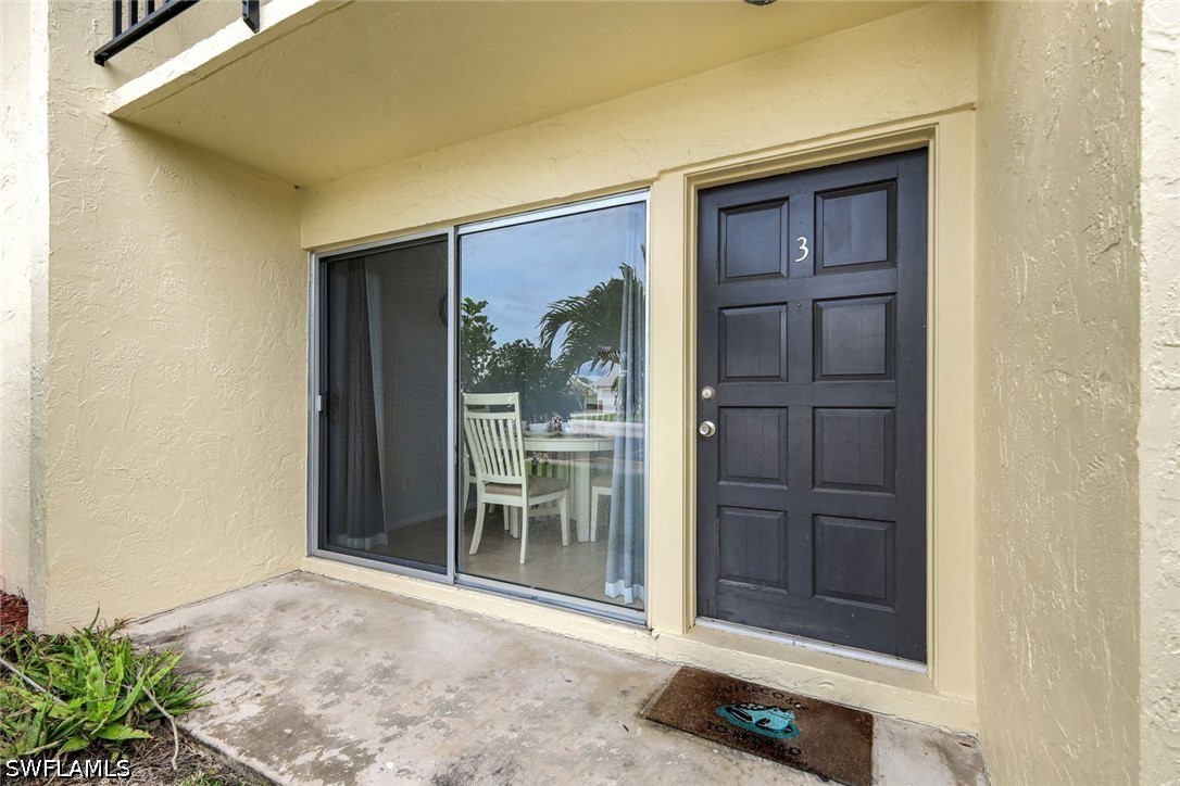 1 Bed Condominium for Sale in Fort Myers, FL, $95,000 — photo 4