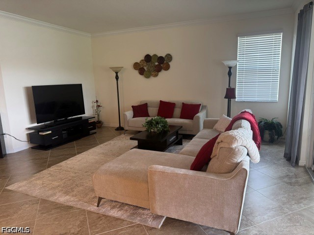 2 Bed Waterfront Home for Sale in Fort Myers, FL, $6,900 — photo 4