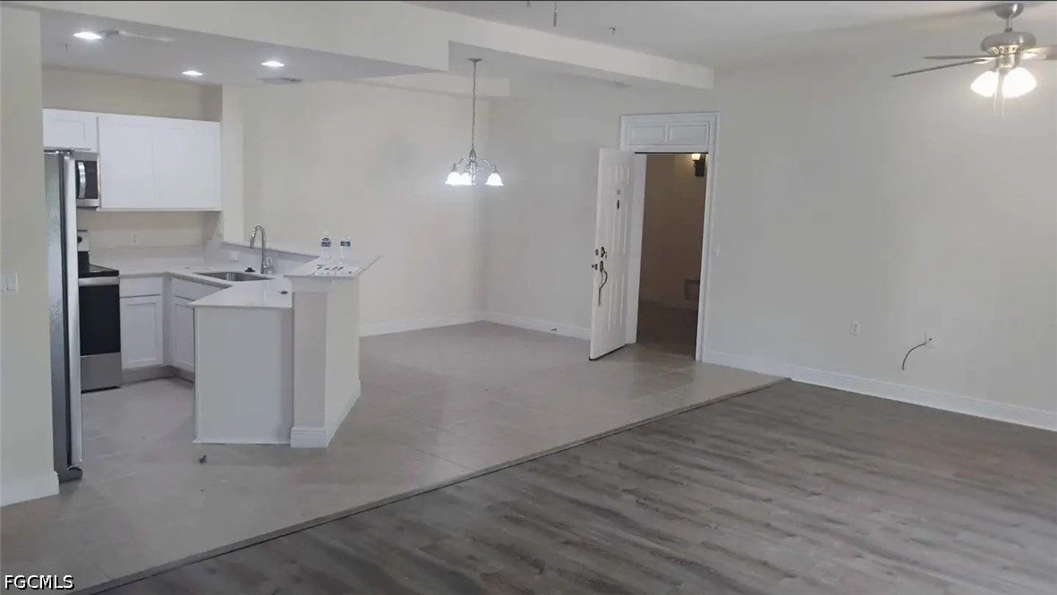 2 Bed Pool Home for Sale in Cape Coral, photo 4