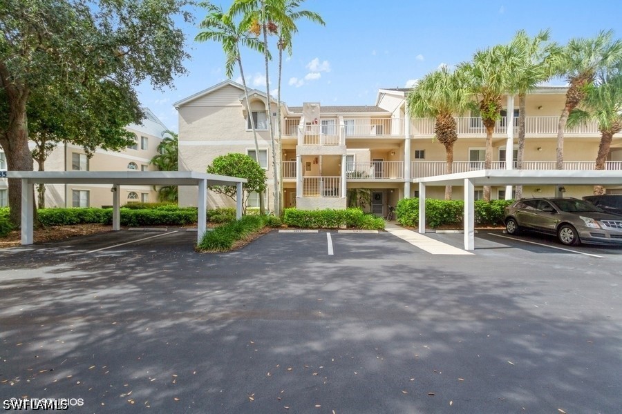 2 Bed Waterfront Home for Sale in Naples, FL, $2,200 — photo 4