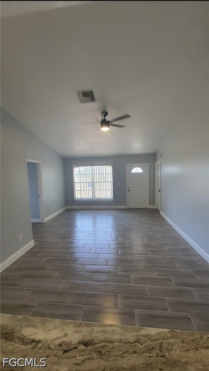 3 Bed SingleFamilyResidence for Sale in Lehigh Estates, FL — photo 4