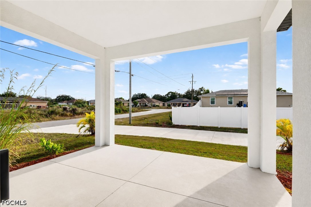 4 Bed SingleFamilyResidence for Sale in Southwood, FL — photo 4