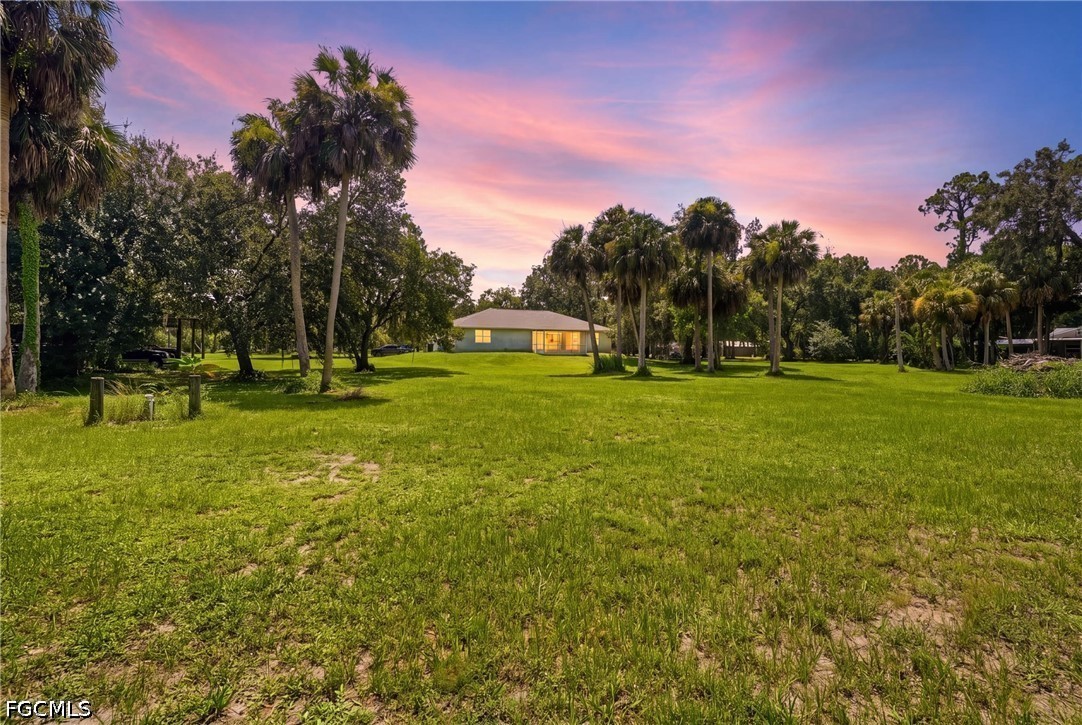3 Bed Waterfront Home for Sale in North Fort Myers, FL — photo 4