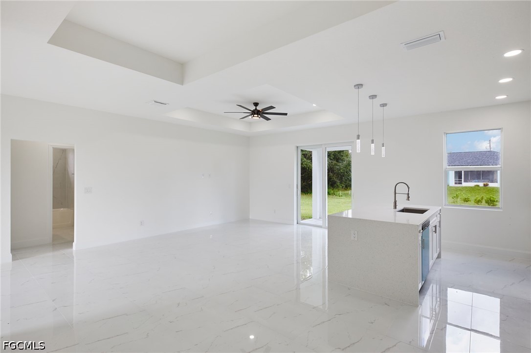 3 Bed SingleFamilyResidence for Sale in Lehigh Acres, FL — photo 4