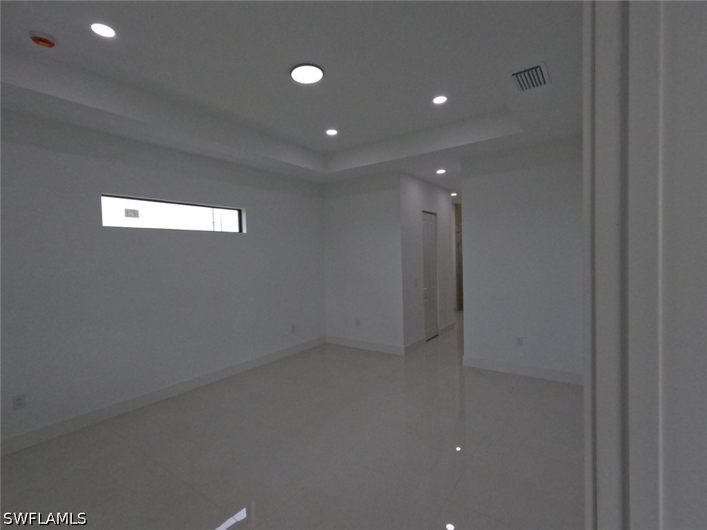 3 Bed Waterfront Home for Sale in Cape Coral, FL, $399,000 — photo 4