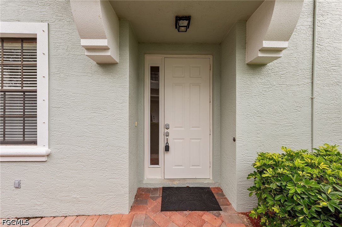 3 Bed Waterfront Home for Sale in Summit Place, FL, $440,000 — photo 4