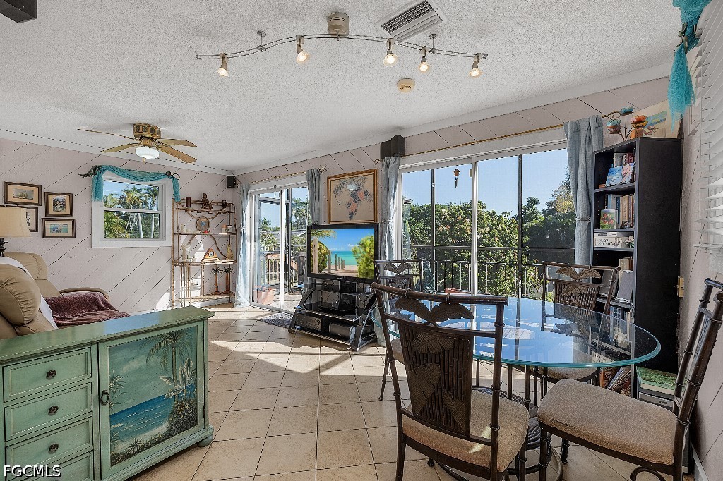 3 Bed SingleFamilyResidence for Sale in Bokeelia, FL — photo 4