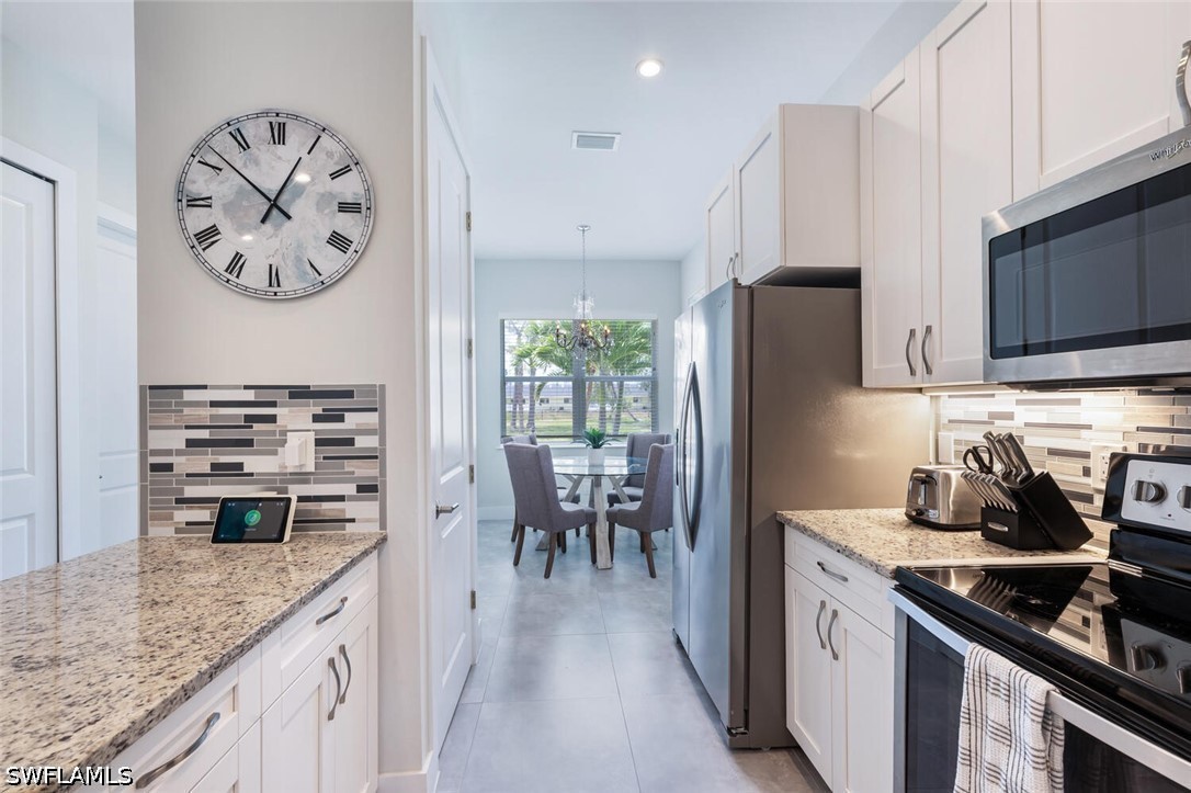 3 Bed SingleFamilyResidence for Sale in Naples, FL, $3,300 — photo 4