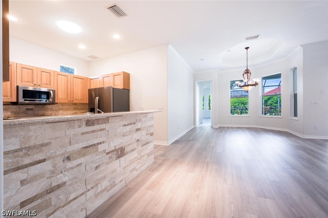 4 Bed Pool Home for Sale in Longshore Lake, FL, $9,000 — photo 4
