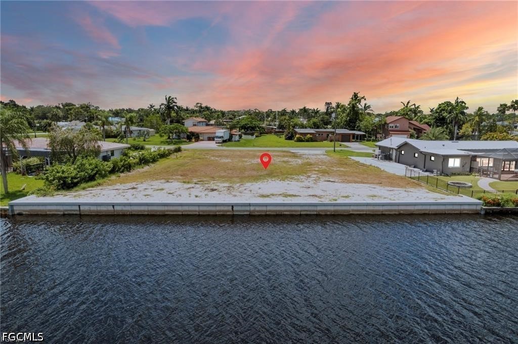 Waterfront Home for Sale in River Forest, FL, $450,000 — photo 4