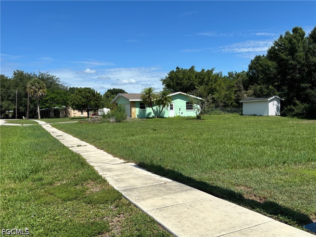 2 Bed SingleFamilyResidence for Sale in Not Applicable, FL — photo 4