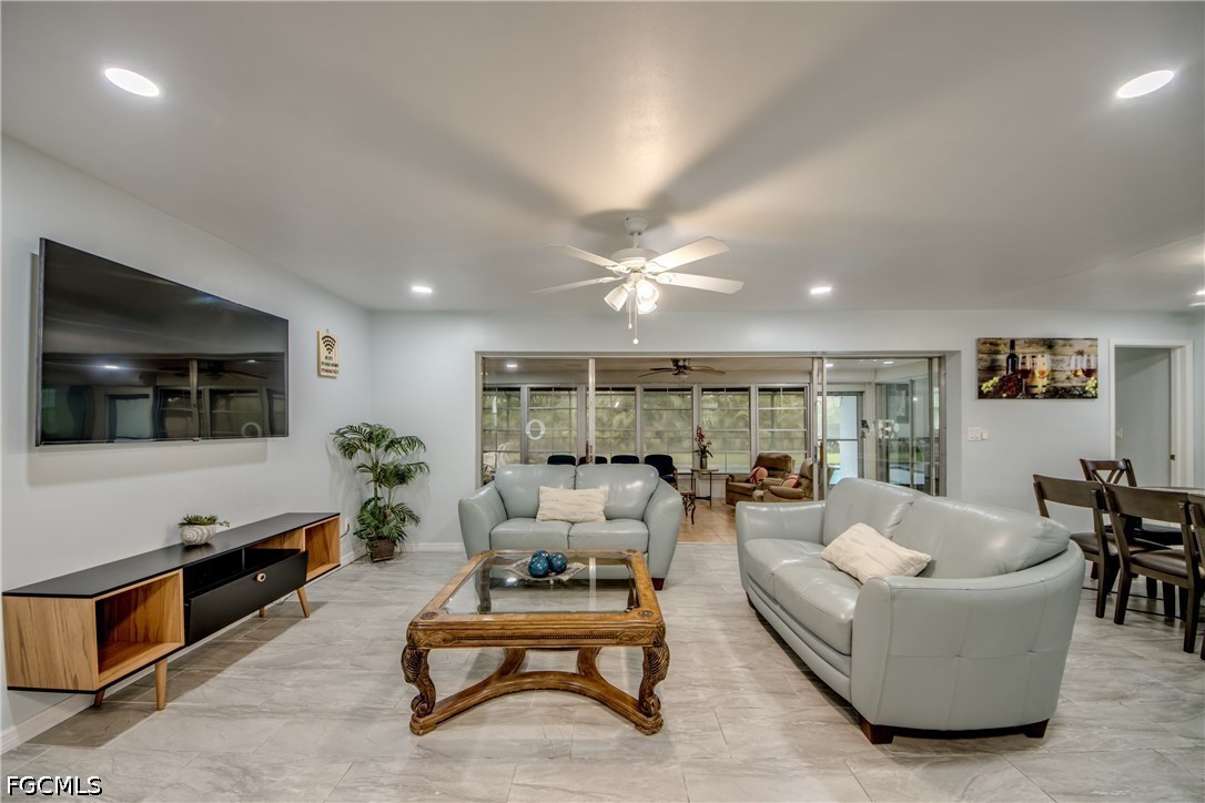 3 Bed Pool Home for Sale in Cape Coral, photo 4