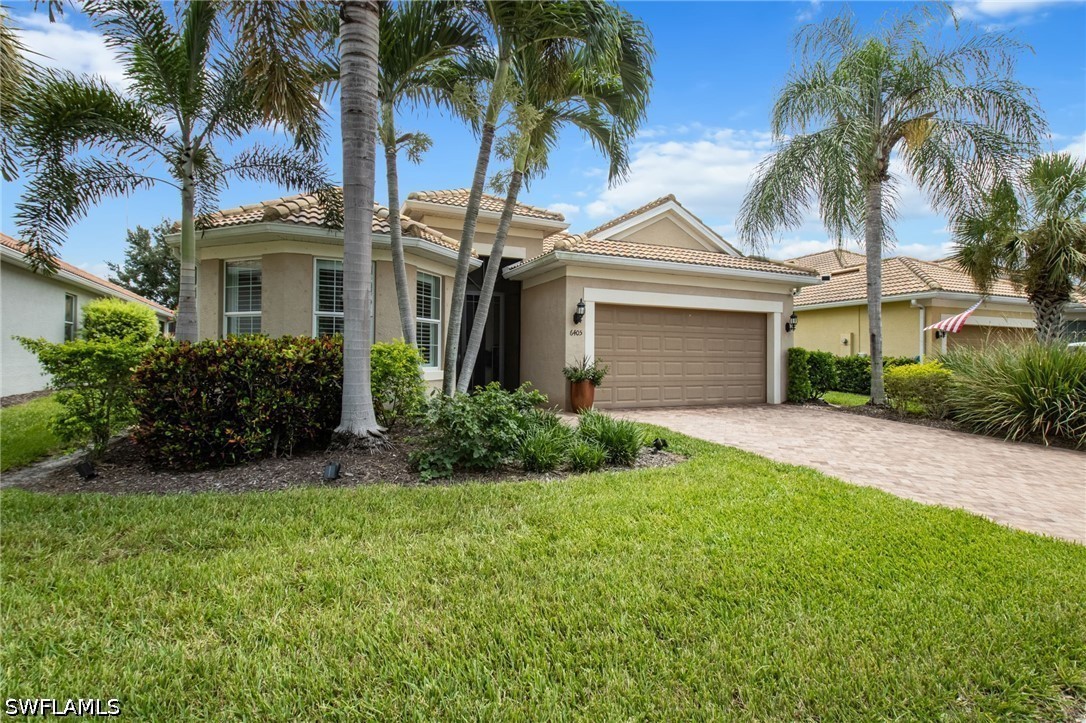 3 Bed Waterfront Home for Sale in Del Webb, FL, $469,900 — photo 4