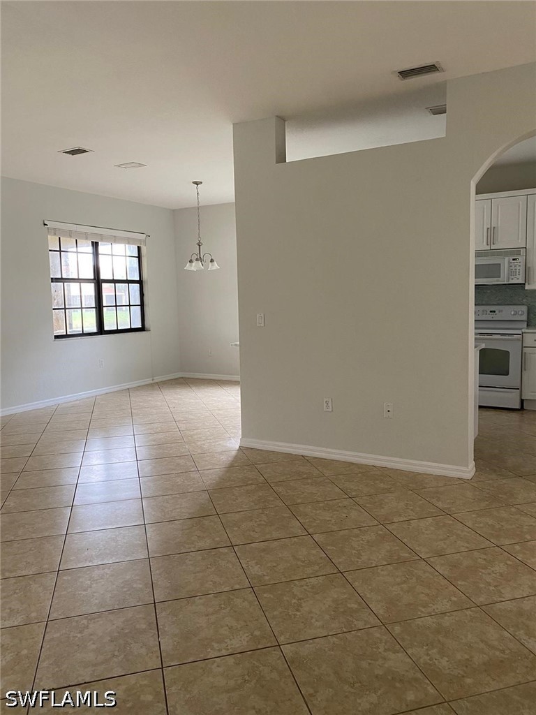 4 Bed SingleFamilyResidence for Sale in Naples, FL, $2,600 — photo 4