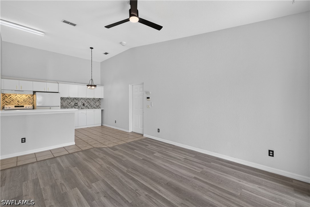 1 Bed Condominium for Sale in Bonita Springs, FL, $1,500 — photo 4