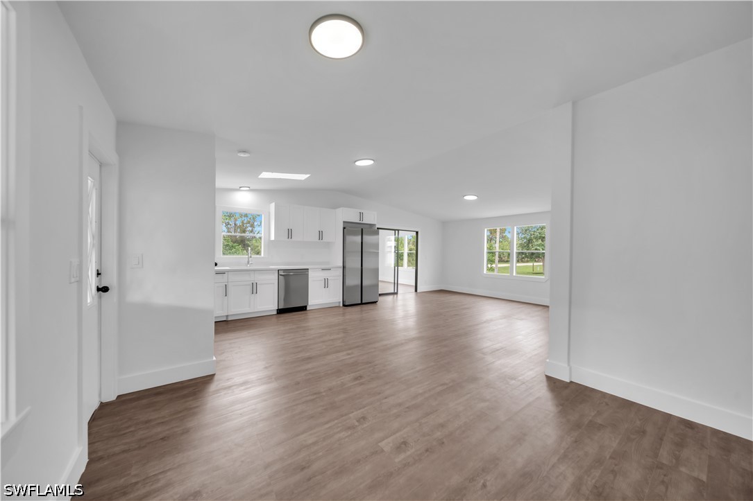 2 Bed ManufacturedHome for Sale in Punta Gorda, FL, $149,900 — photo 4