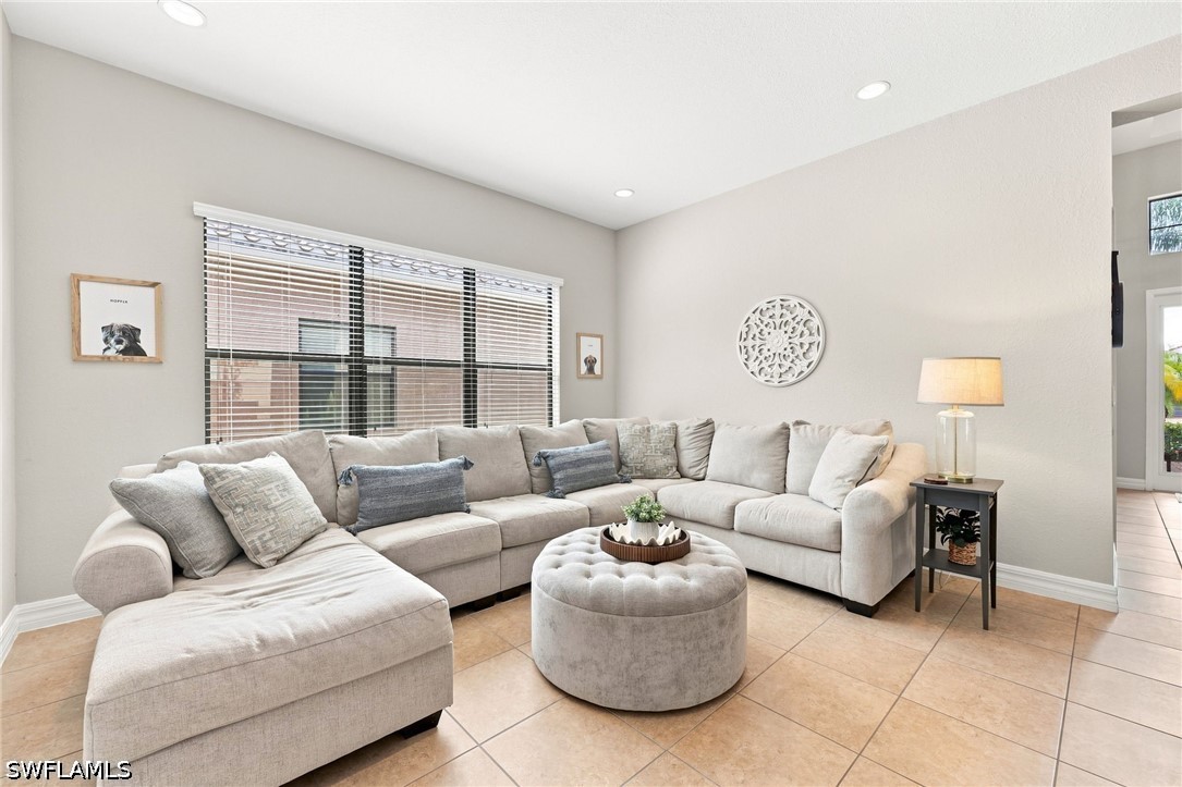 3 Bed SingleFamilyResidence for Sale in Naples, FL, $824,999 — photo 4