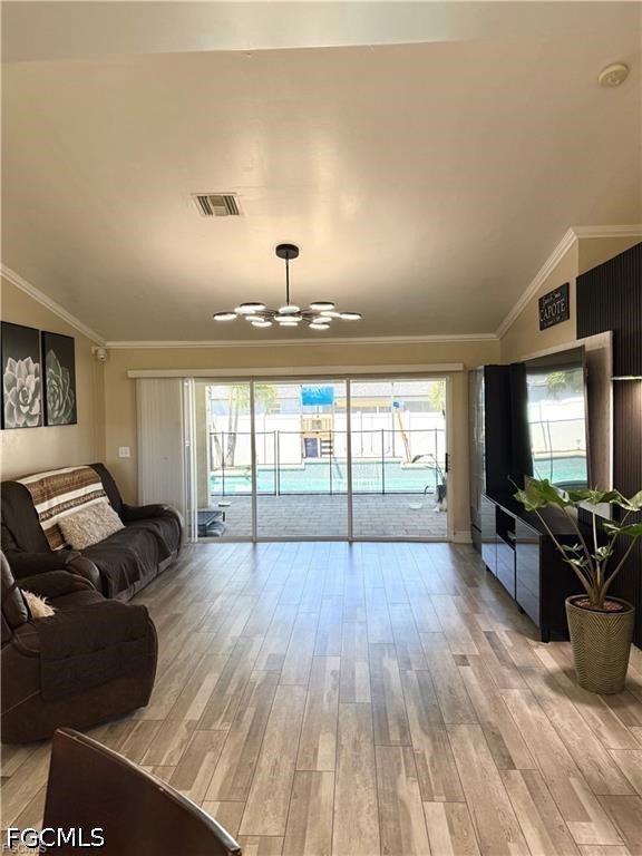 3 Bed Pool Home for Sale in Cape Coral, FL, $2,500 — photo 4