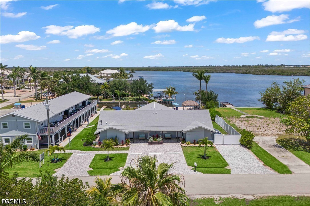Waterfront Home for Sale in Cape Coral, FL, $3,250,000 — photo 4