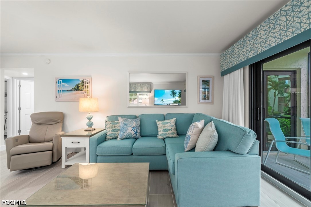 2 Bed Pool Home for Sale in Sanibel, FL, $779,000 — photo 4