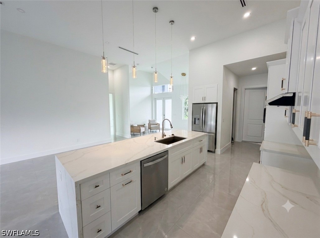4 Bed SingleFamilyResidence for Sale in Lehigh Acres, FL — photo 4