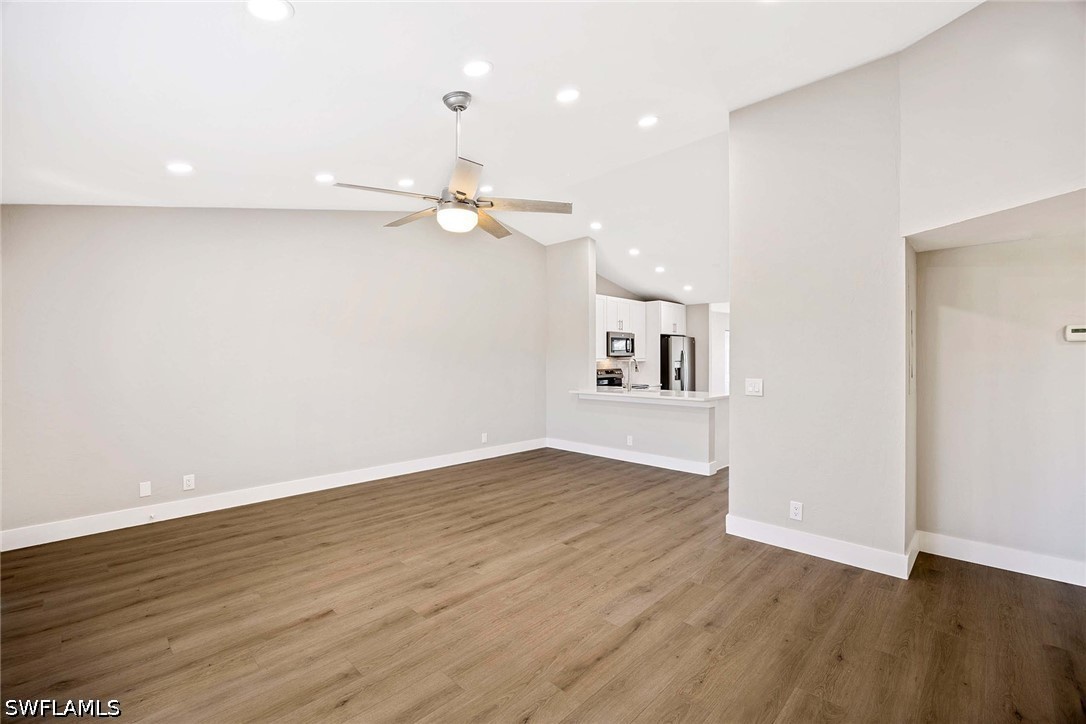 2 Bed Condominium for Sale in Shore Club, FL, $3,000 — photo 4