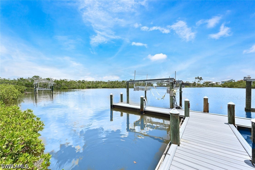 2 Bed Waterfront Home for Sale in Indian Bayou Subd, FL — photo 4