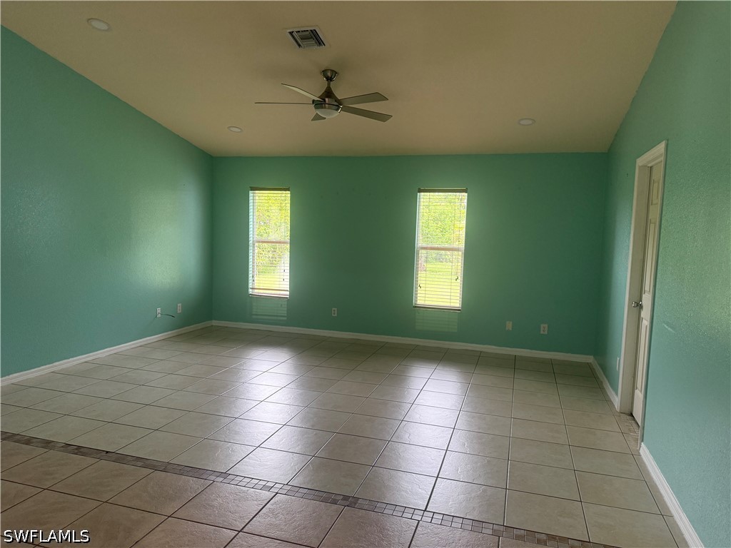 5 Bed SingleFamilyResidence for Sale in Cape Coral, FL — photo 4