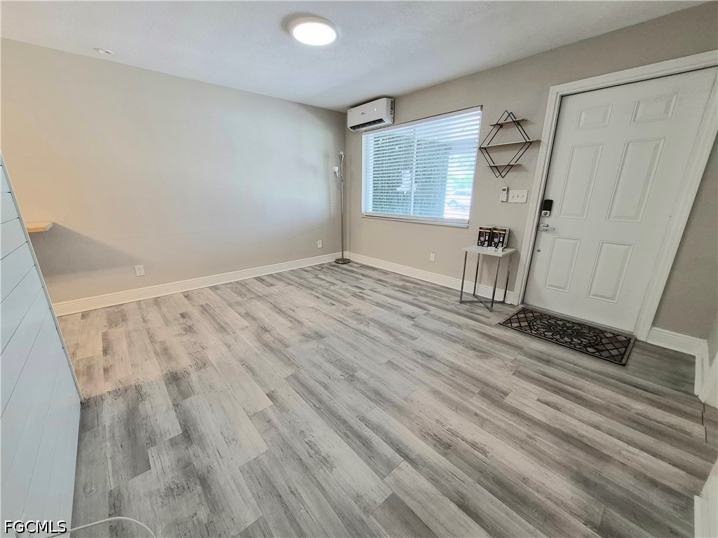 4 Bed Duplex for Sale in Cape Coral, photo 4