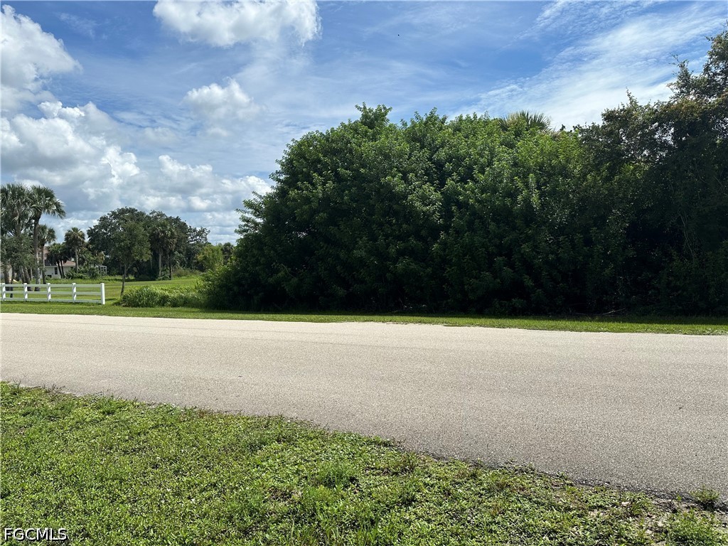 Residential for Sale in River Estates, FL, $144,500 — photo 4