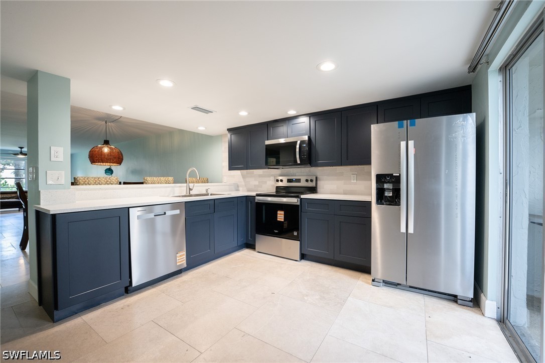 2 Bed Condominium for Sale in Winterpark, FL, $1,850 — photo 4